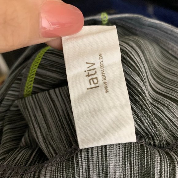 Lativ Active Wear Athletic Short Sleeve Shirt 17PE - Picture 6 of 7